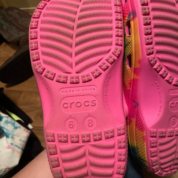 Crocs - Picture 2 of 5